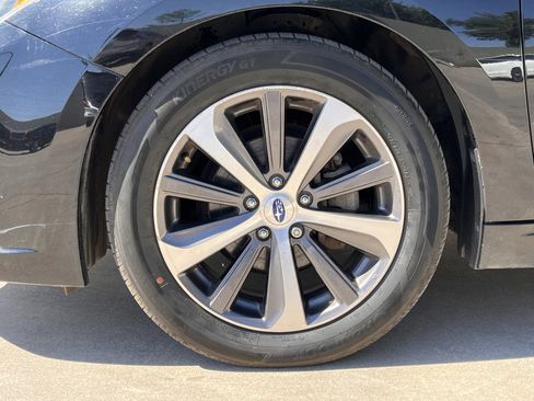 Used 2015 Subaru Legacy 2.5i Limited image 6