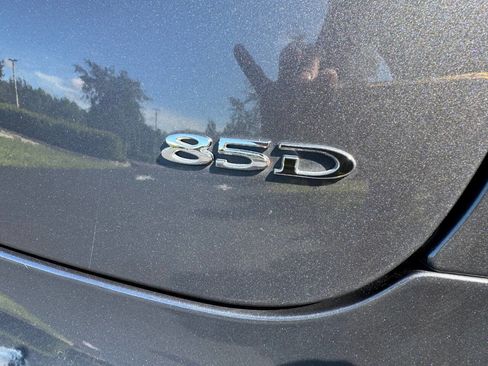 Used 2015 Tesla Model S 85D image 9