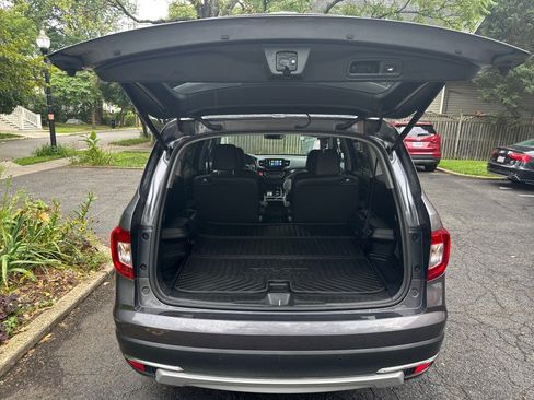 Used 2019 Honda Pilot Elite image 37