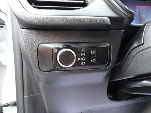 Used 2025 Ford Escape Active AWD/4WD image 11