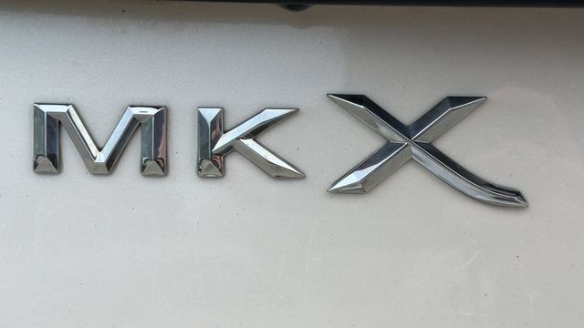 Used 2016 Lincoln MKX Select w/ Select Plus Package FWD image 37