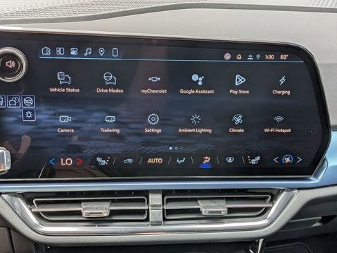 New 2026 Chevrolet Equinox EV LT FWD image 15