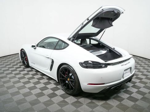 Used 2025 Porsche 718 Cayman GTS image 25