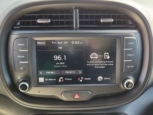 Used 2025 Kia Soul S FWD image 14