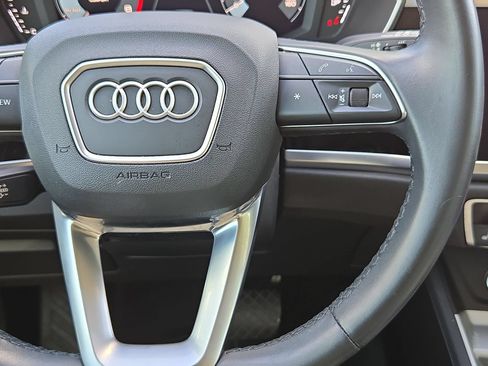 Used 2022 Audi Q3 2.0T Premium AWD/4WD image 22