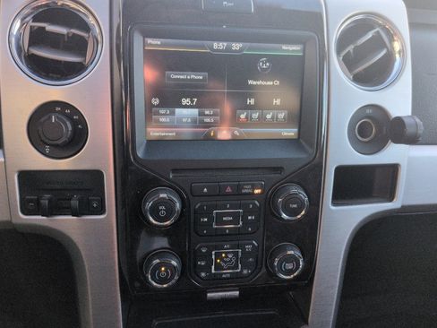 Used 2014 Ford F150 Platinum image 8