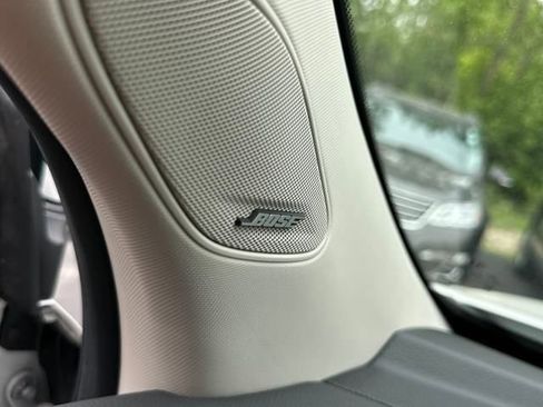 New 2025 Honda Pilot Touring image 14