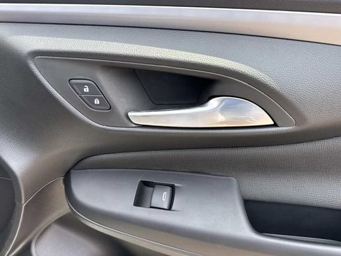 Used 2026 Buick Envista Preferred FWD image 20