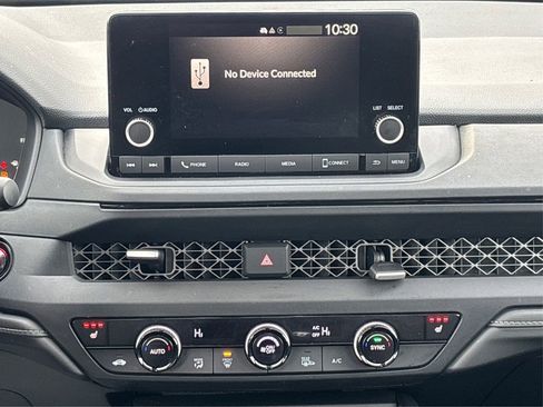 Used 2025 Honda Accord SE image 19