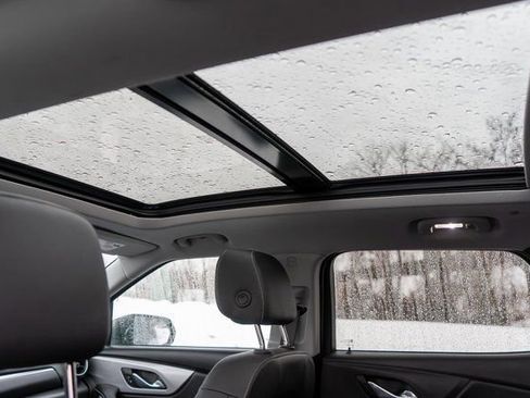 Used 2024 Chevrolet Blazer LT w/ Redline Edition image 13