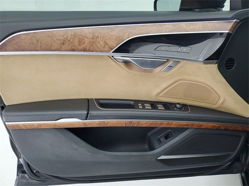 Used 2019 Audi A8 L 3.0T w/ Luxury Package image 20