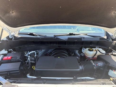 Certified 2022 Chevrolet Silverado 1500 LT AWD/4WD image 23