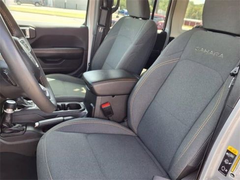 Used 2024 Jeep Wrangler Unlimited Sahara image 12