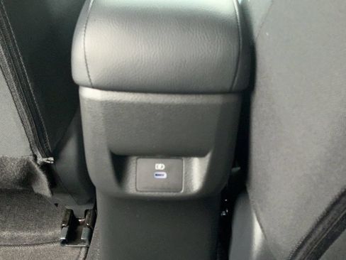 Certified 2025 Nissan Versa SV w/ Trunk Package FWD image 39