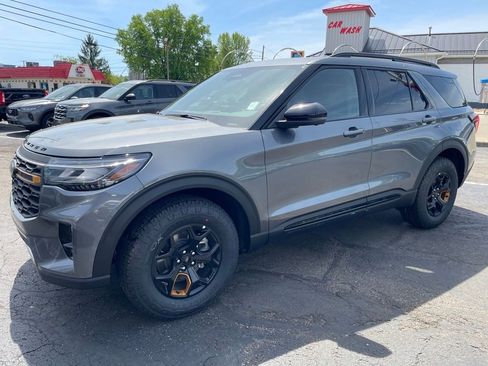 New 2026 Ford Explorer Tremor AWD/4WD image 2