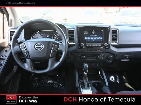 Used 2023 Nissan Frontier SV image 8