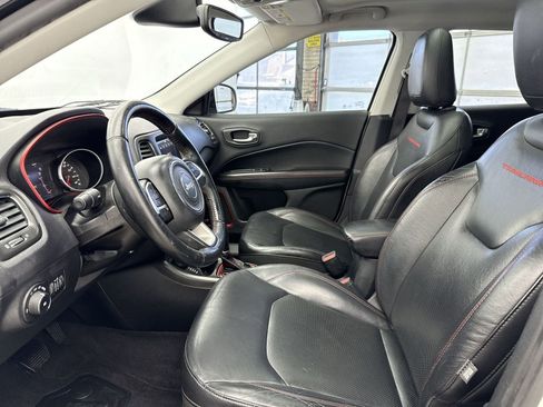 Used 2018 Jeep Compass Trailhawk w/ Leather Interior Group image 11