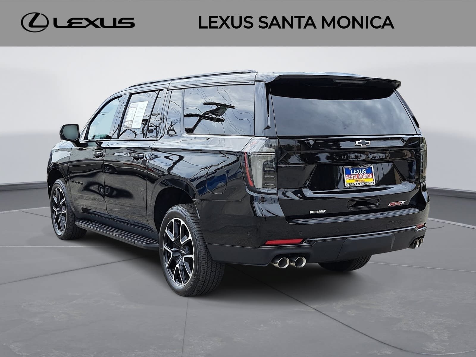 Used 2026 Chevrolet Suburban RST w/ Comfort Package RWD image 7