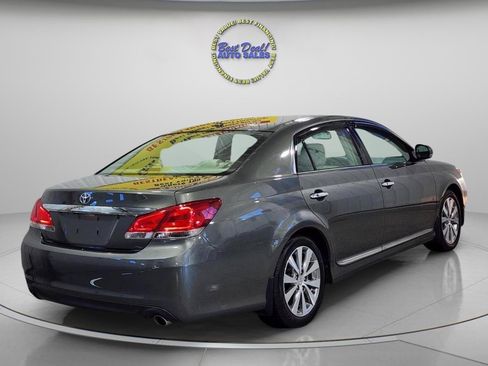 Used 2011 Toyota Avalon Limited FWD image 5
