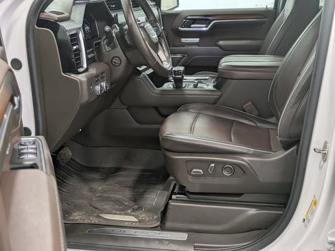 Used 2024 GMC Sierra 1500 Denali AWD/4WD image 25