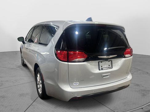 New 2026 Chrysler Voyager LX image 11