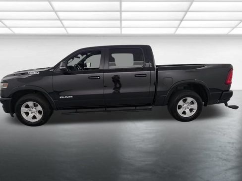 Used 2025 RAM 1500 Big Horn AWD/4WD image 4