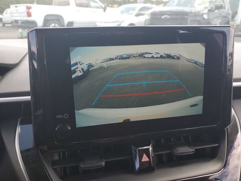 Used 2025 Toyota Corolla LE FWD image 14