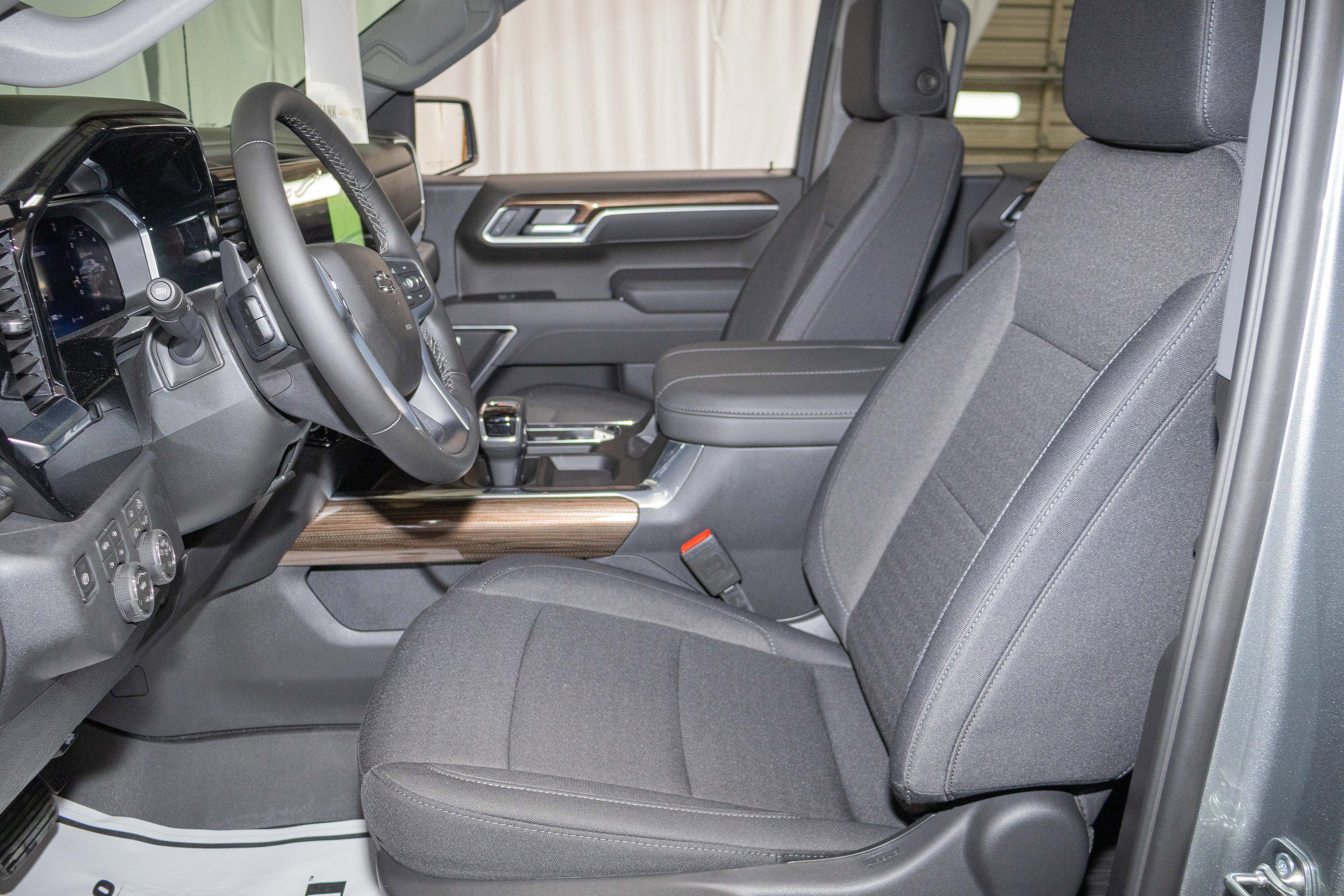 New 2026 Chevrolet Silverado 1500 RST AWD/4WD image 15