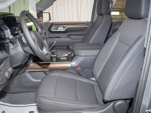 New 2026 Chevrolet Silverado 1500 RST AWD/4WD image 15