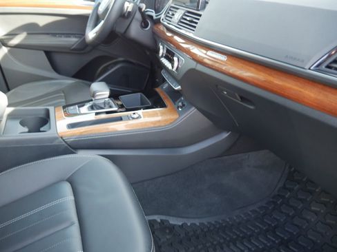 Certified 2023 Audi Q5 2.0T Premium Plus w/ Premium Plus Package image 29