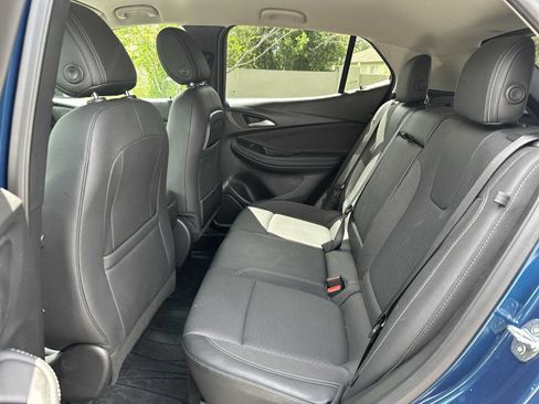 Used 2021 Buick Encore GX Select FWD image 17