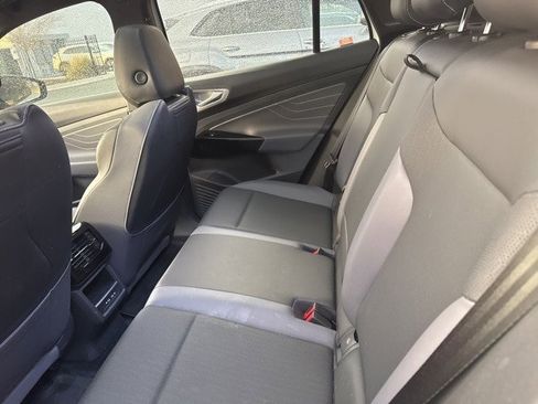 Used 2023 Volkswagen ID.4 Pro S image 5