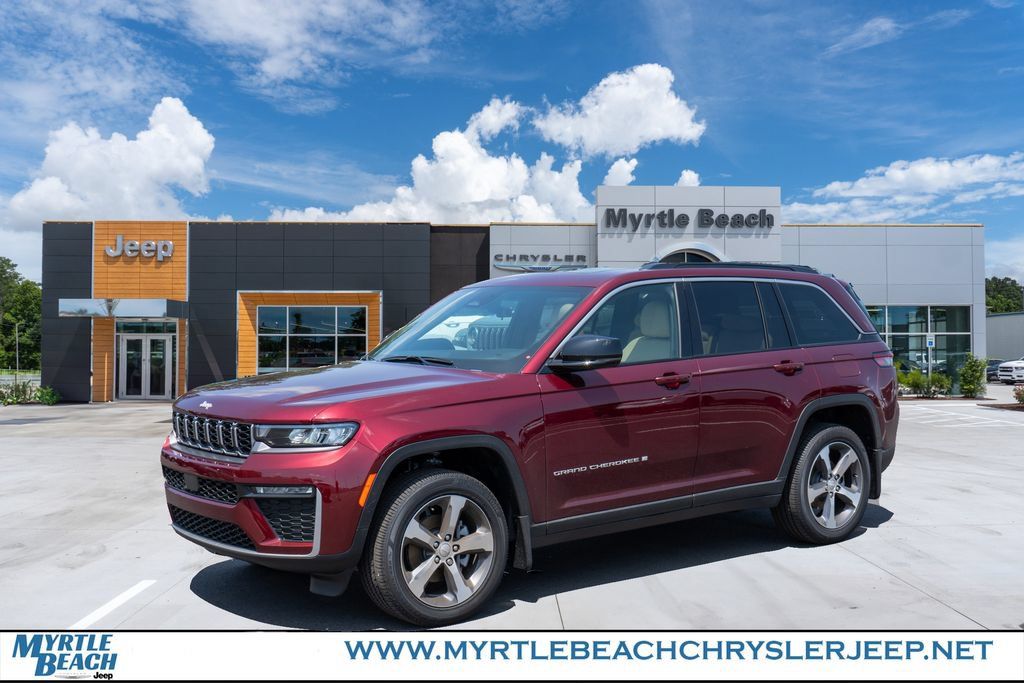 Certified 2026 Jeep Grand Cherokee Limited w/ Trailer Tow Package AWD/4WD image 1