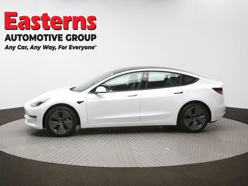 Used 2023 Tesla Model 3 Standard Range image 57