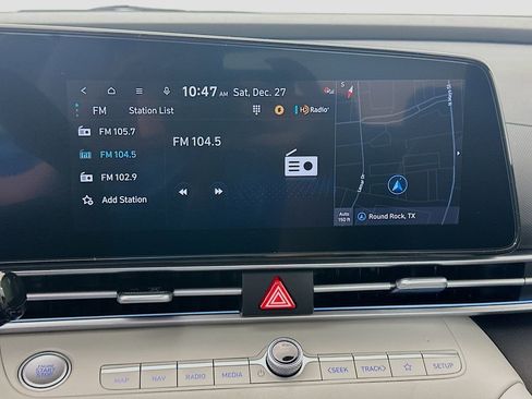 New 2026 Hyundai Elantra Limited image 11