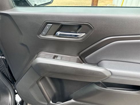 Used 2024 GMC Canyon Elevation w/ Convenience Package image 30