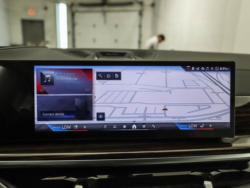 New 2027 BMW X7 M60i AWD/4WD image 15