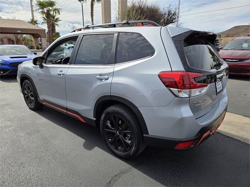 Used 2019 Subaru Forester Sport image 6