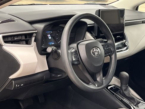 Used 2024 Toyota Corolla LE image 14