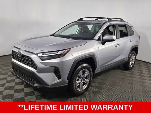 Used 2025 Toyota RAV4 XLE w/ Convenience Package FWD image 3