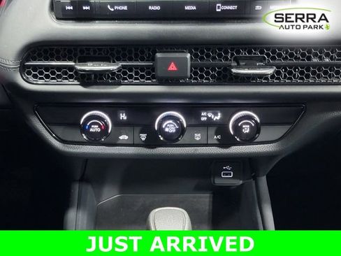 Certified 2025 Honda HR-V LX image 21