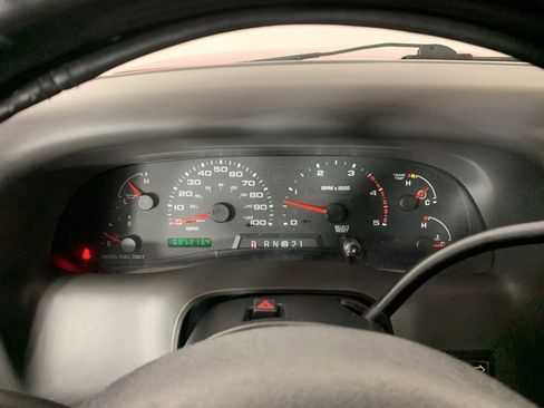 Used 2003 Ford F350 XLT RWD image 17