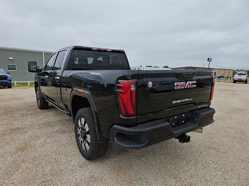 New 2025 GMC Sierra 2500 Denali w/ Denali Reserve Package image 19