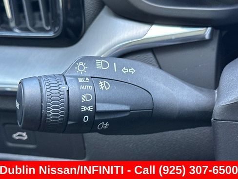 Used 2023 Volvo XC60 B5 Core w/ Protection Package Premier FWD image 37