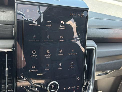 New 2026 GMC Yukon Denali w/ Denali Reserve Package RWD image 35