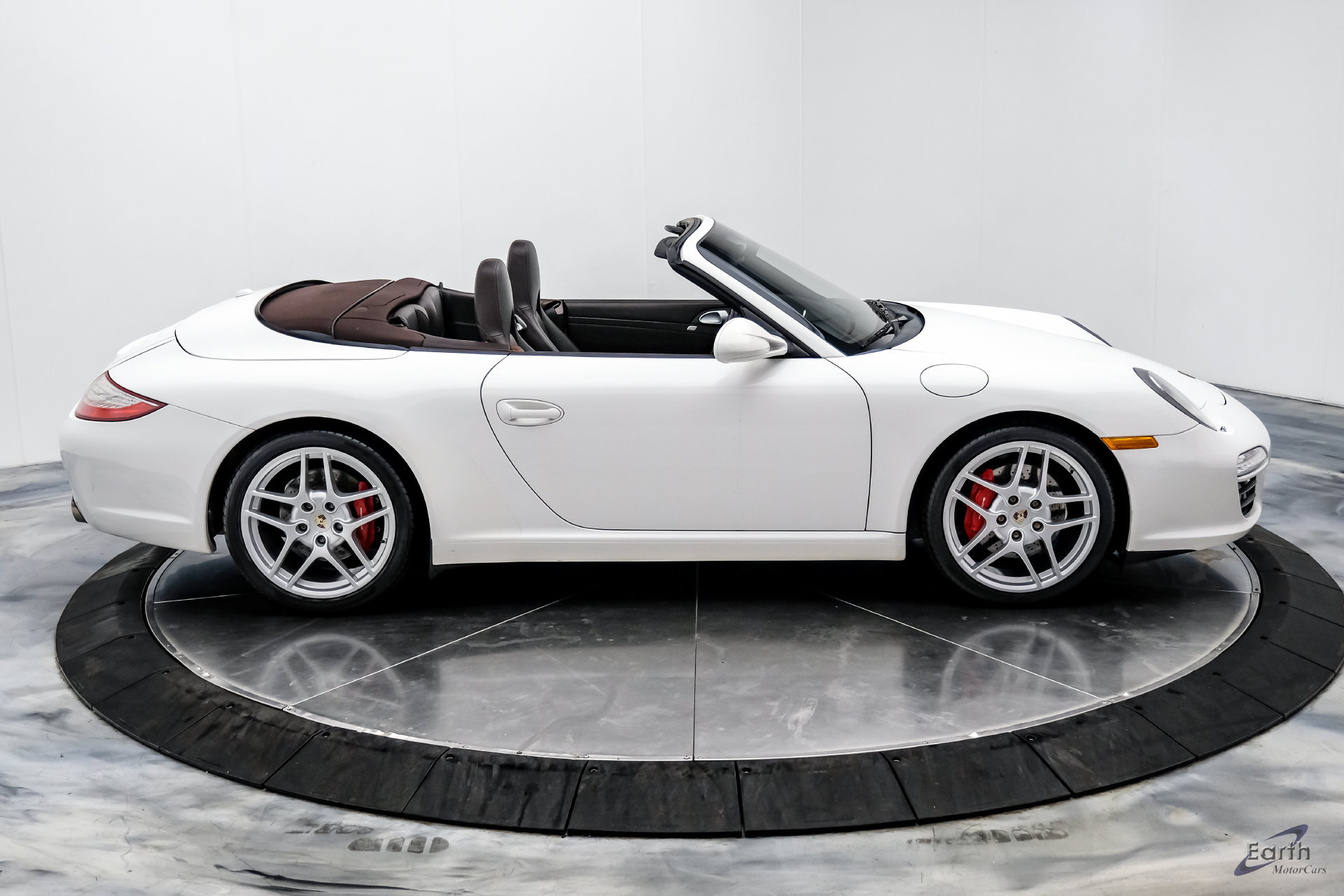 Used 2011 Porsche 911 Carrera S RWD image 25