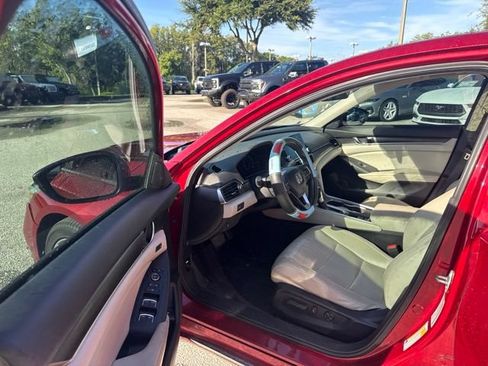 Used 2018 Honda Accord EX-L image 14