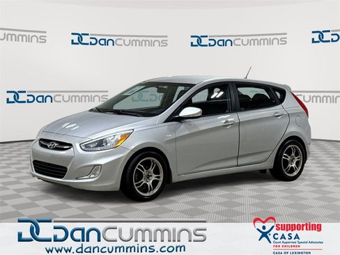 Used 2015 Hyundai Accent Sport image 1