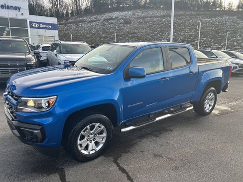 Used 2022 Chevrolet Colorado LT w/ LT Convenience Package image 15