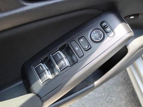 Used 2022 Honda Civic EX image 12
